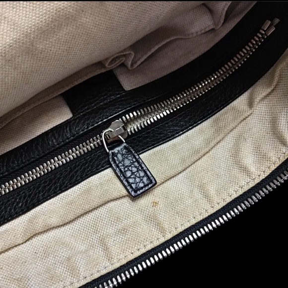 AUTHENTIC GUCCI RARE PEBBLED BLACK LEATHER SOHO MESSENGER CROSSBODY BAG - Picture 5 of 12